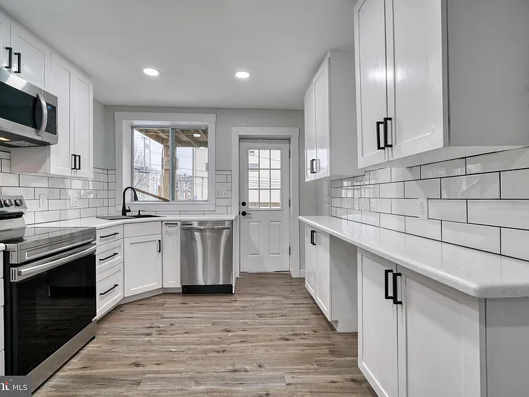 1125 Washington Blvd — Photo 47