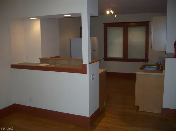 2581 S Austin St, Milwaukee, WI 53207