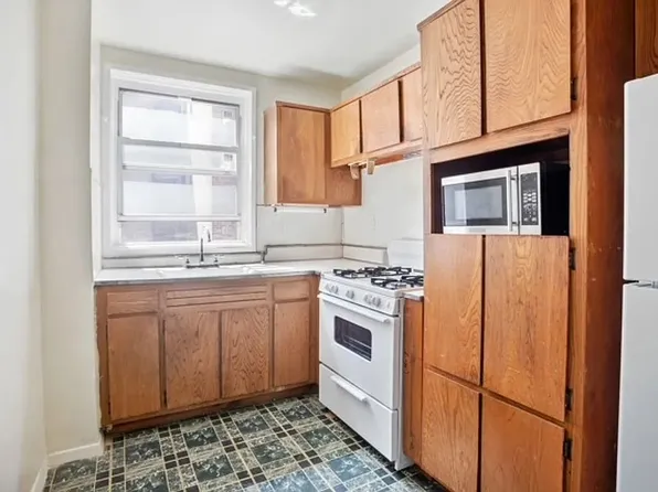 3215 Olinville Avenue 4C image 3 of 4