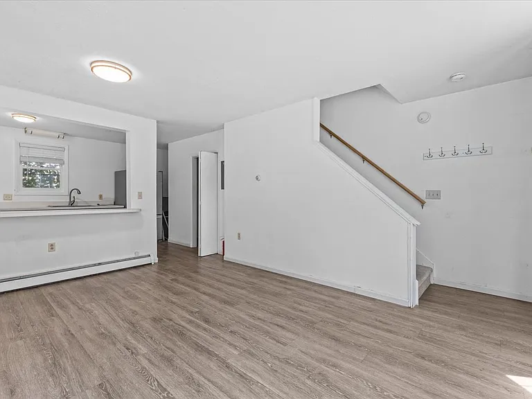 21 Hyde St #4 — Photo 21