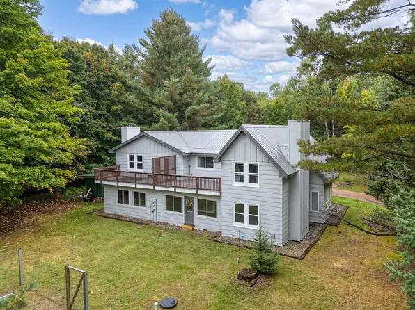 1150 N Big Lake Loop, Three Lakes, WI 54562