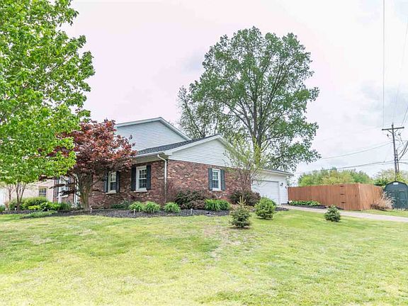 2nd image of 10433 Cricklewood Dr