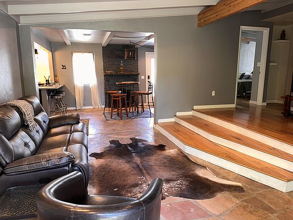 3rd image of 315 N Washington Ave