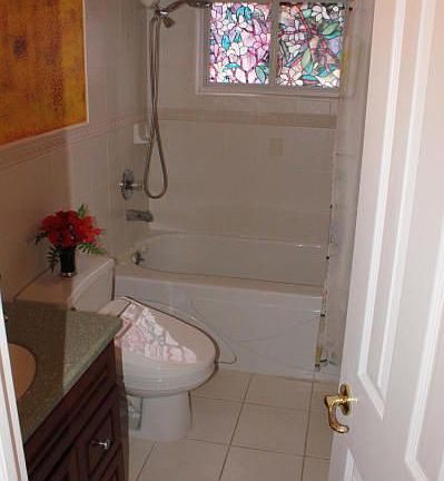 5th image of 35 Bayview Ln