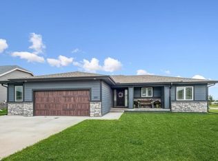 3801 NW Beechwood St, Ankeny, IA 50023
