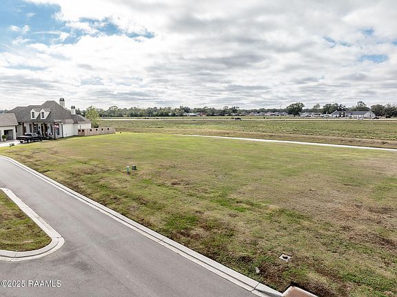 2nd image of 116 Breakers Way