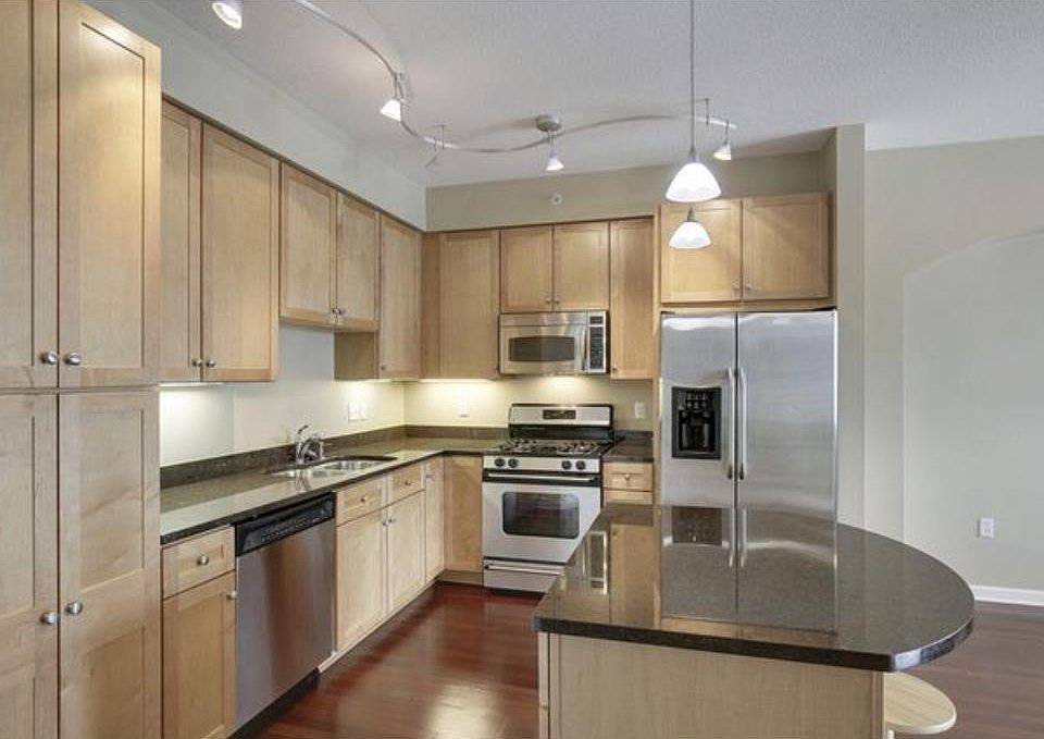 1st image of 500 E Grant St APT 1703