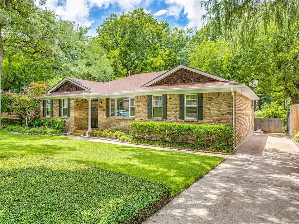 1st image of 2335 Oldbridge Dr