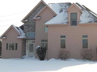 7739 Brass Creek Ct, Dexter, MI 48130