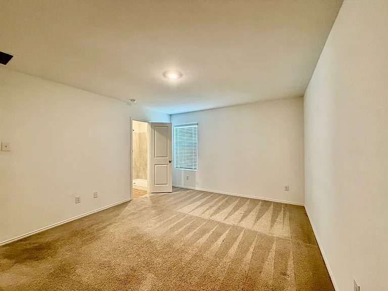 1008 Mountain Laurel Rd — Photo 8