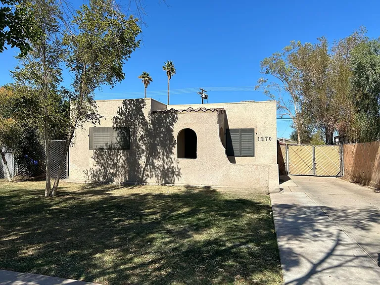 1270 W Brighton Ave — Photo 1