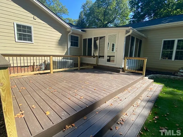 404 S Montreal Ct — Photo 18
