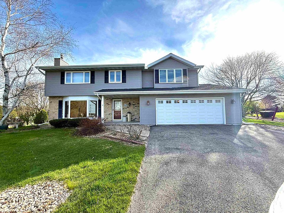 1st image of 4432 Stone Wood Dr
