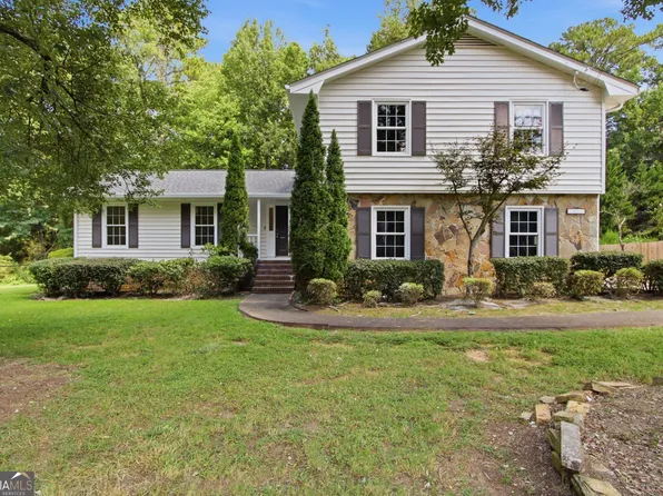 3662 Sweet Briar Ln SE, Conyers, GA 30094