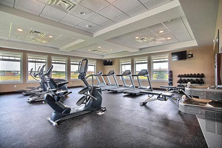 Lake Crest Apartments Clubhouse