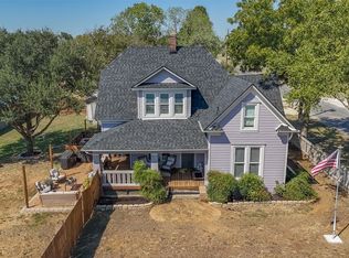 410 Main St, Maypearl, TX 76064