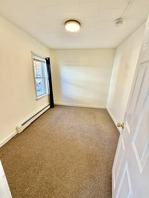2 bed, 9999 sqft, $2,150 — Photo 2