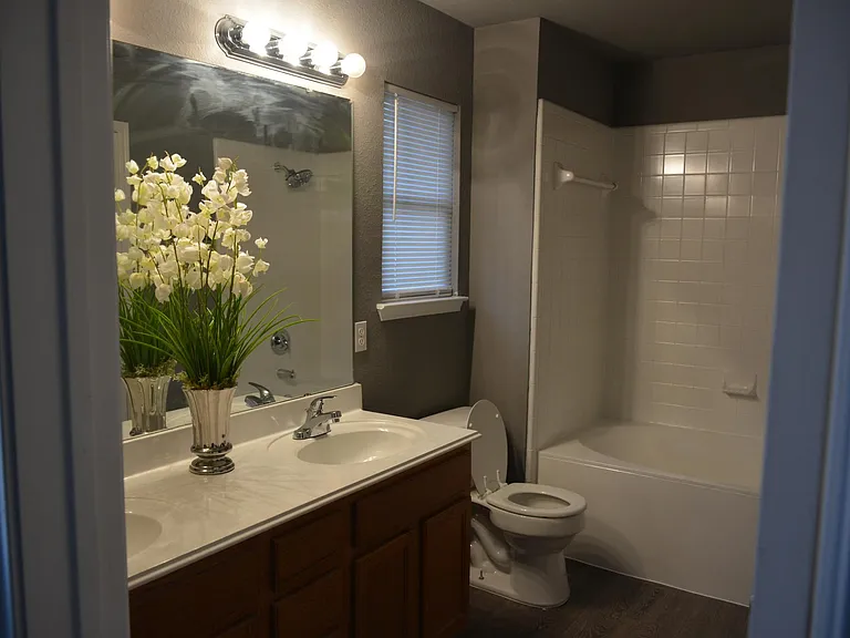 1803 Greening Way — Photo 13