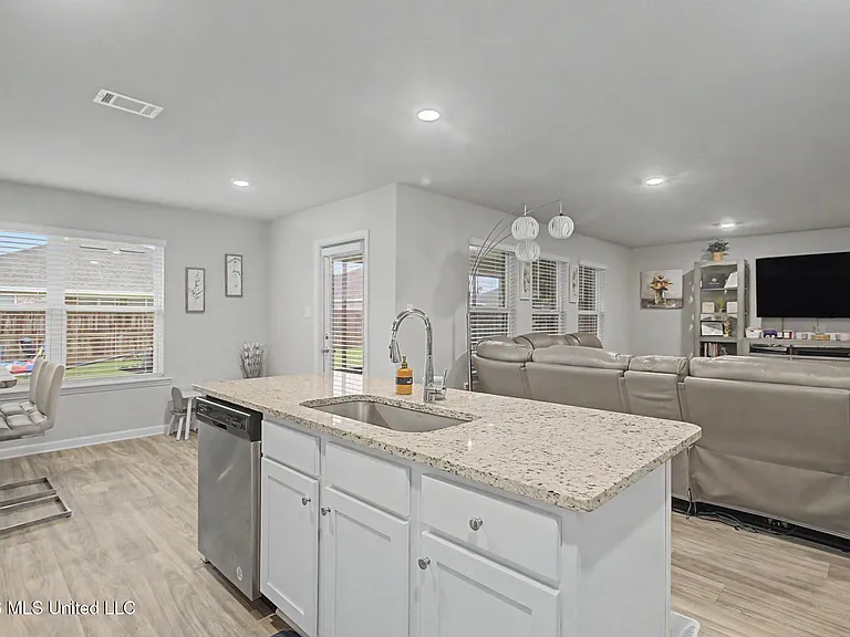 9317 Lexi Ln — Photo 3