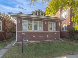 8404 S Oglesby Ave, Chicago, IL 60617