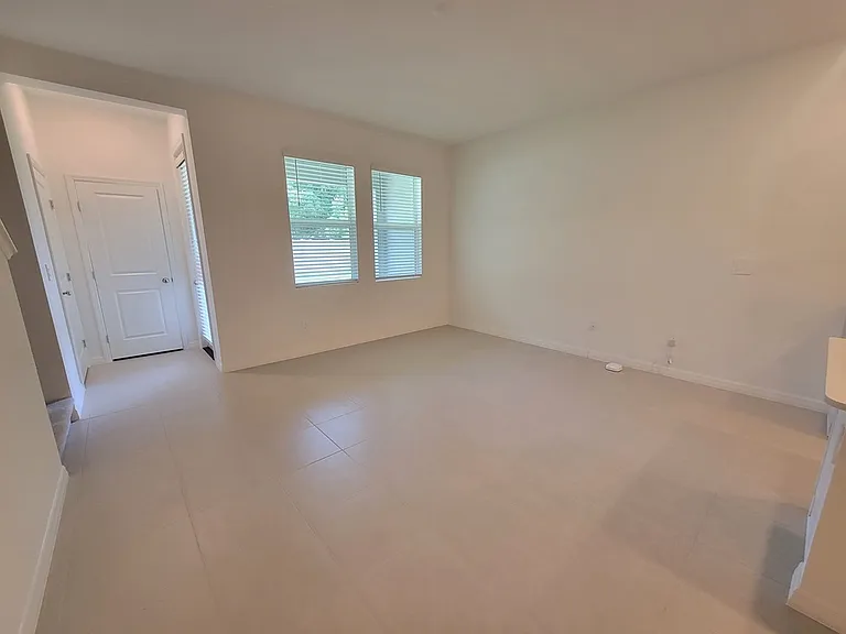 3328 Lapis Lake Dr — Photo 4