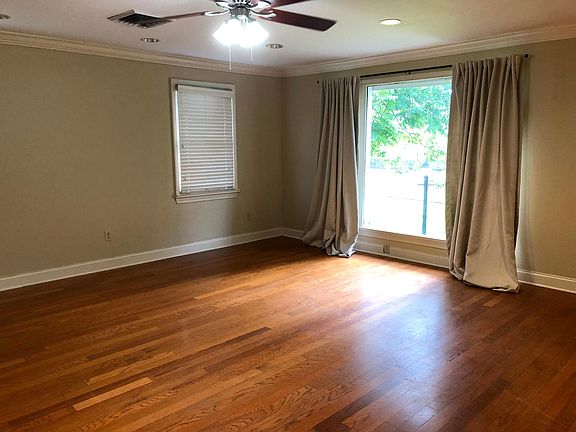 3rd image of 5904 Orleans Ave
