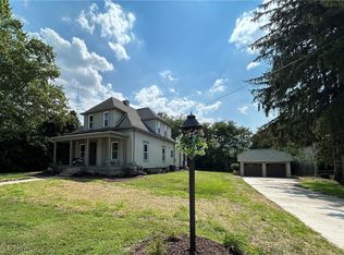 169 S Main St, Milan, OH