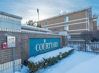 4217 W 76th St APT 203, Chicago, IL 60652