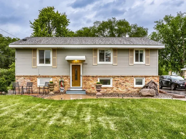1580 16th St NW, New Brighton, MN 55112