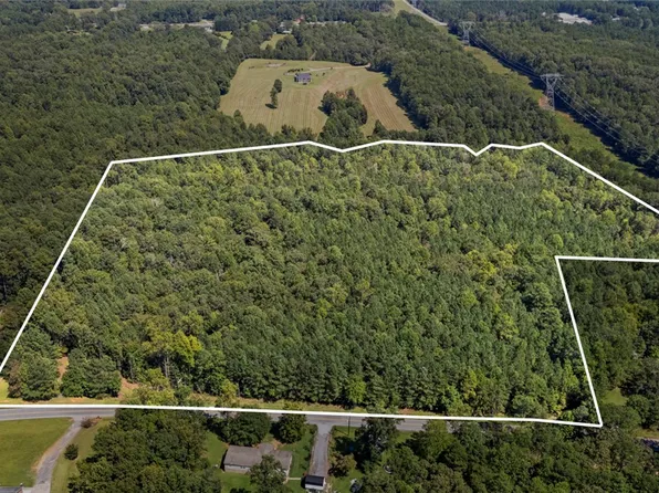 381 W Bryant Rd, West Union, SC 29696