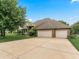 5052 S Greenbriar Ave, Springfield, MO 65804