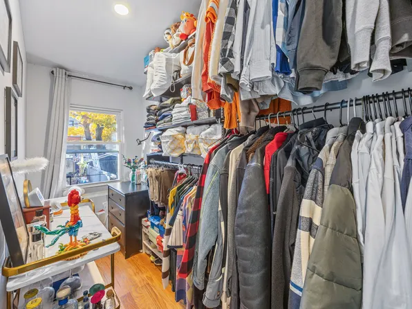 414 Chestnut Street image 10 of 25