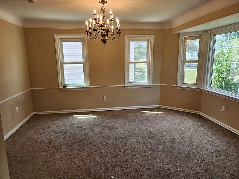 1335 Washington Blvd — Photo 3