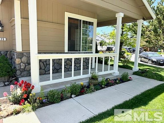 2nd image of 829 Olancha Ct