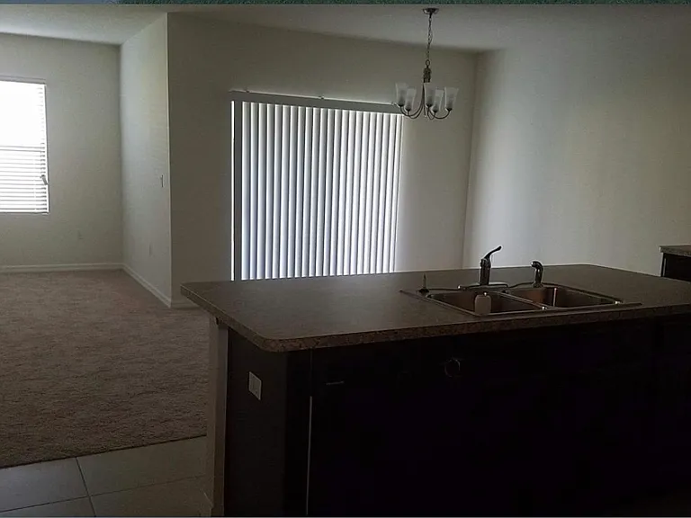 884 Freedom Blvd — Photo 9