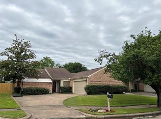 11654 Manor Park Dr, Houston, TX 77077