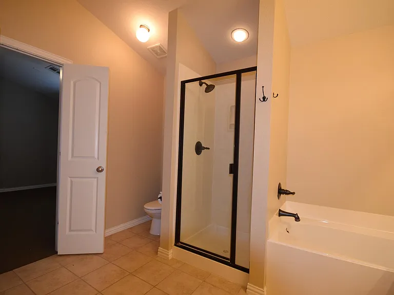 2276 Fletcher Trl — Photo 10