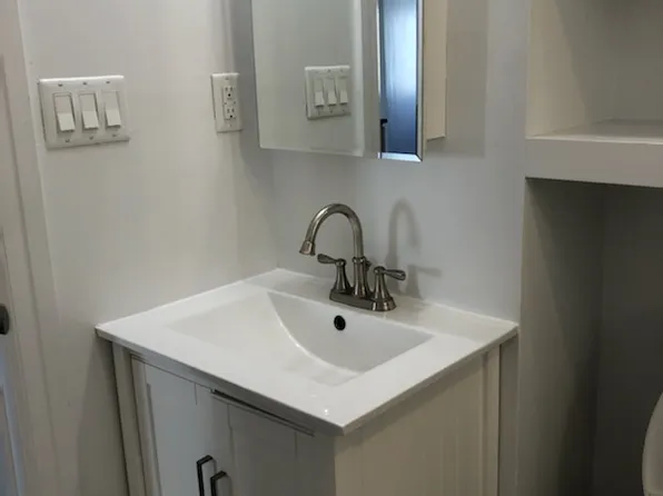 297 4th Street image 2 of 24