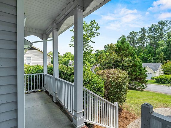 2nd image of 128 Black Creek Ln