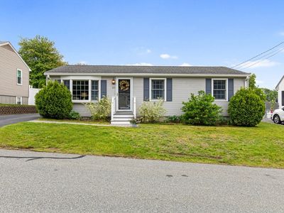 20 Maxine St, New Bedford, MA, 02745