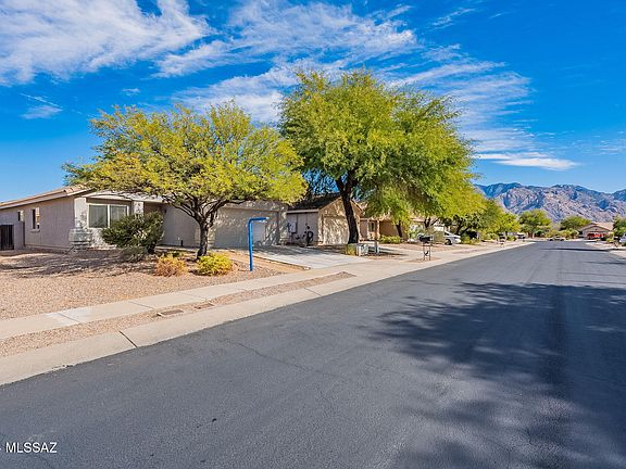 2nd image of 2319 E Precious Shard Ct