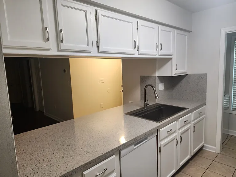 367 Sweetgum Dr — Photo 6