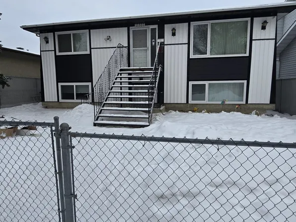 11927 85th St NW, Edmonton, AB T5B 3G2