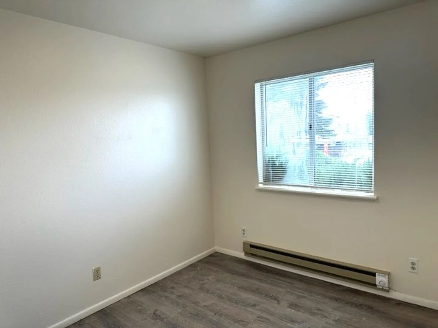 172 Spring Creek Pkwy — Photo 2