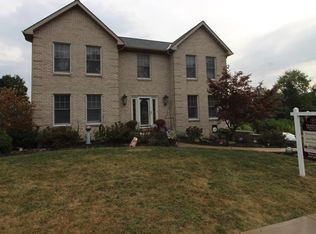 158 Valley Green Dr, Coraopolis, PA