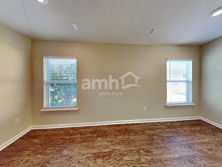 12607 Wooded Bluff Ct — Photo 7