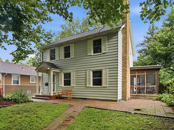 2nd image of 2227 Storm St