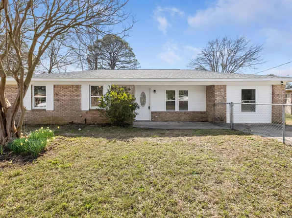 4463 Hardwood St, Ladson, SC 29456