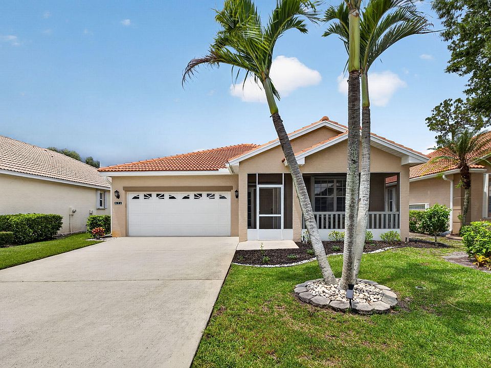 1st image of 872 NW SARRIA Court