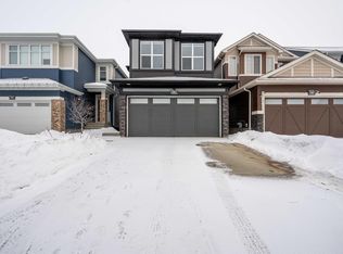 1487 Plum Cir SW, Edmonton, AB T6X 3A7